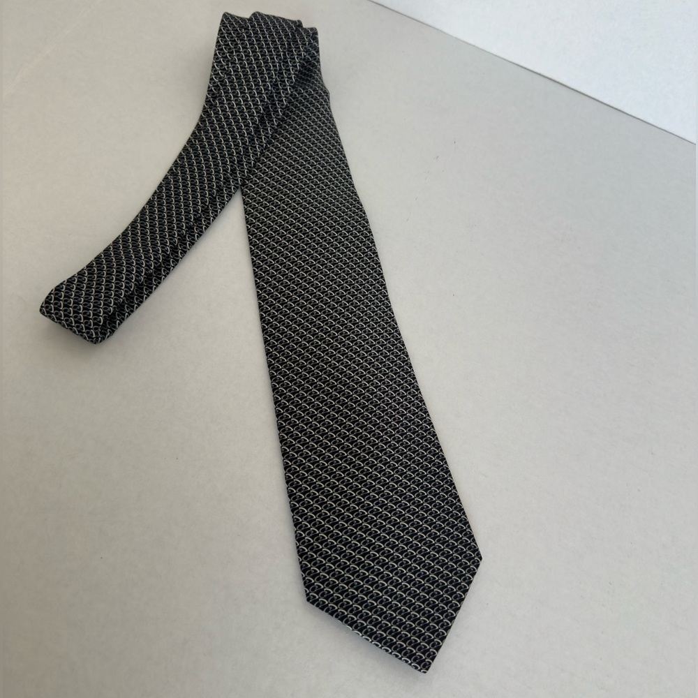 Christian Dior Men’s Silk Tie Black and white Pattern - Picture 4 of 15